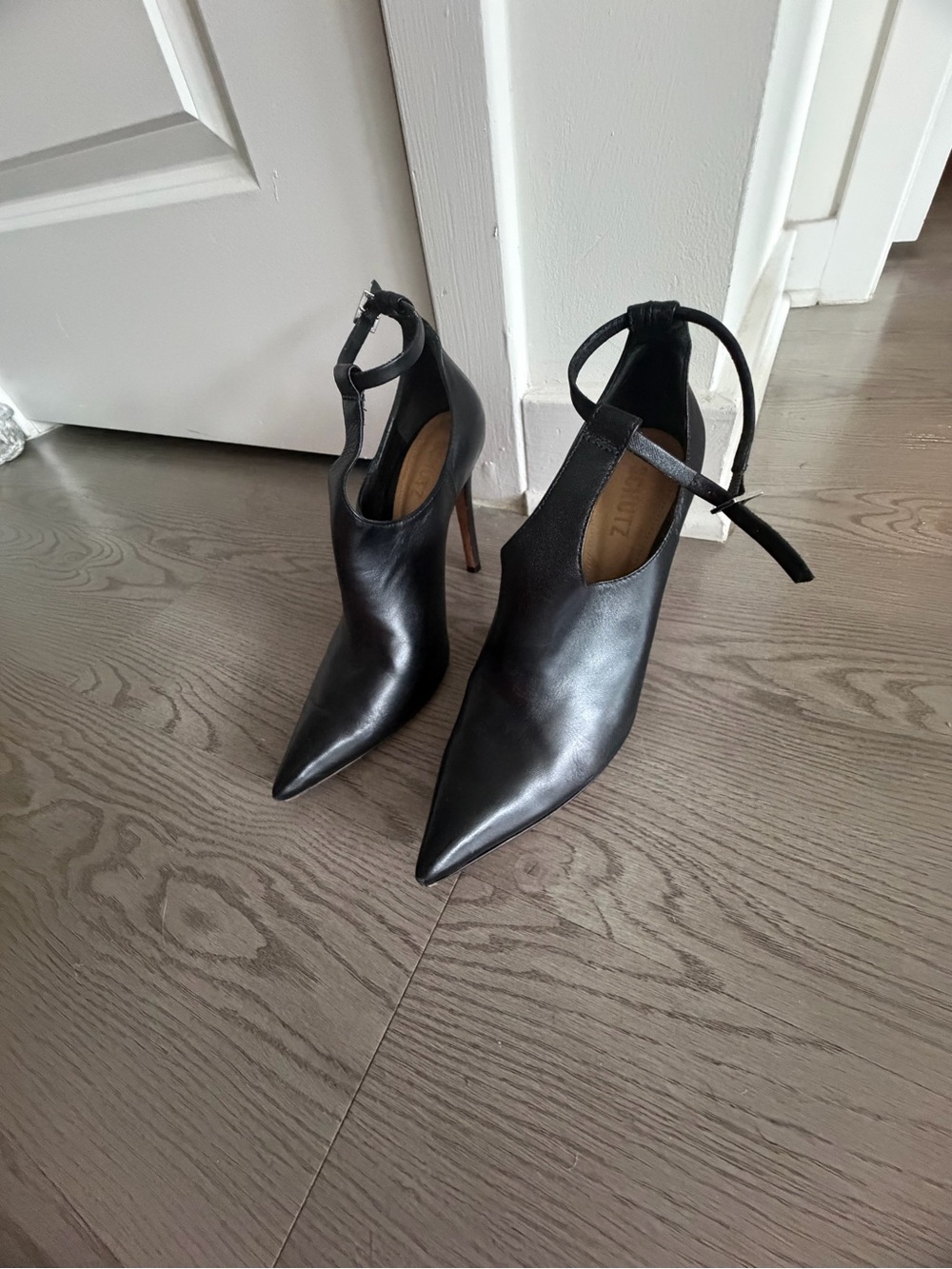 SCHUTZ Black Pointed Toe T-Strap Stiletto Pumps
